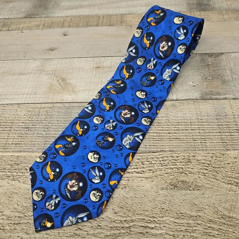 Looney Tunes Mania Necktie Mens 100% Silk Tie‎ Blue Colorful Cartoon Bugs Bunny